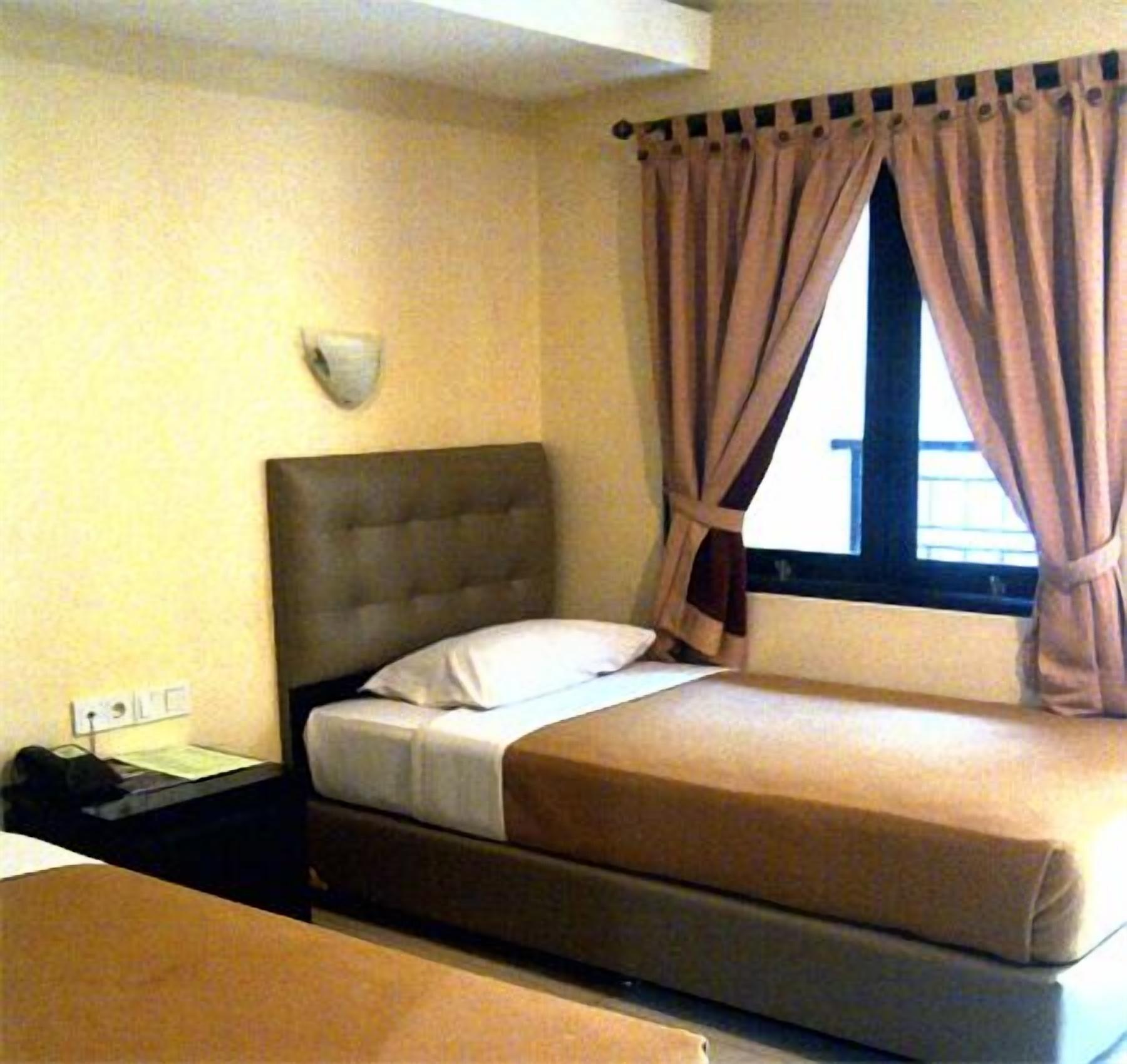 Rota International Hotel Jakarta Exterior photo
