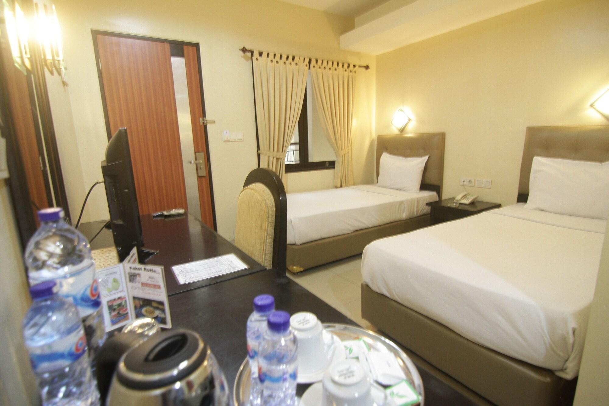 Rota International Hotel Jakarta Exterior photo
