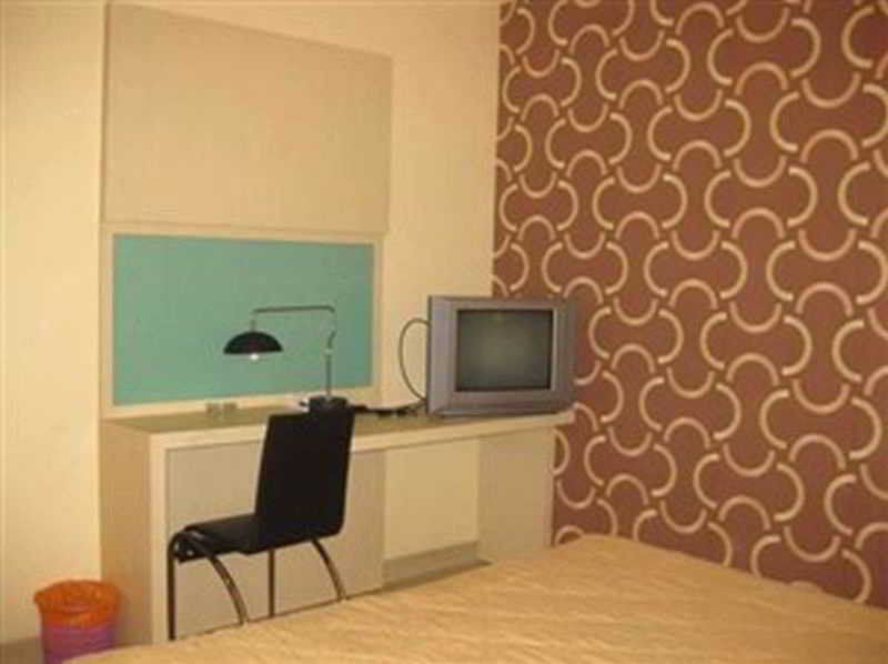 Rota International Hotel Jakarta Exterior photo